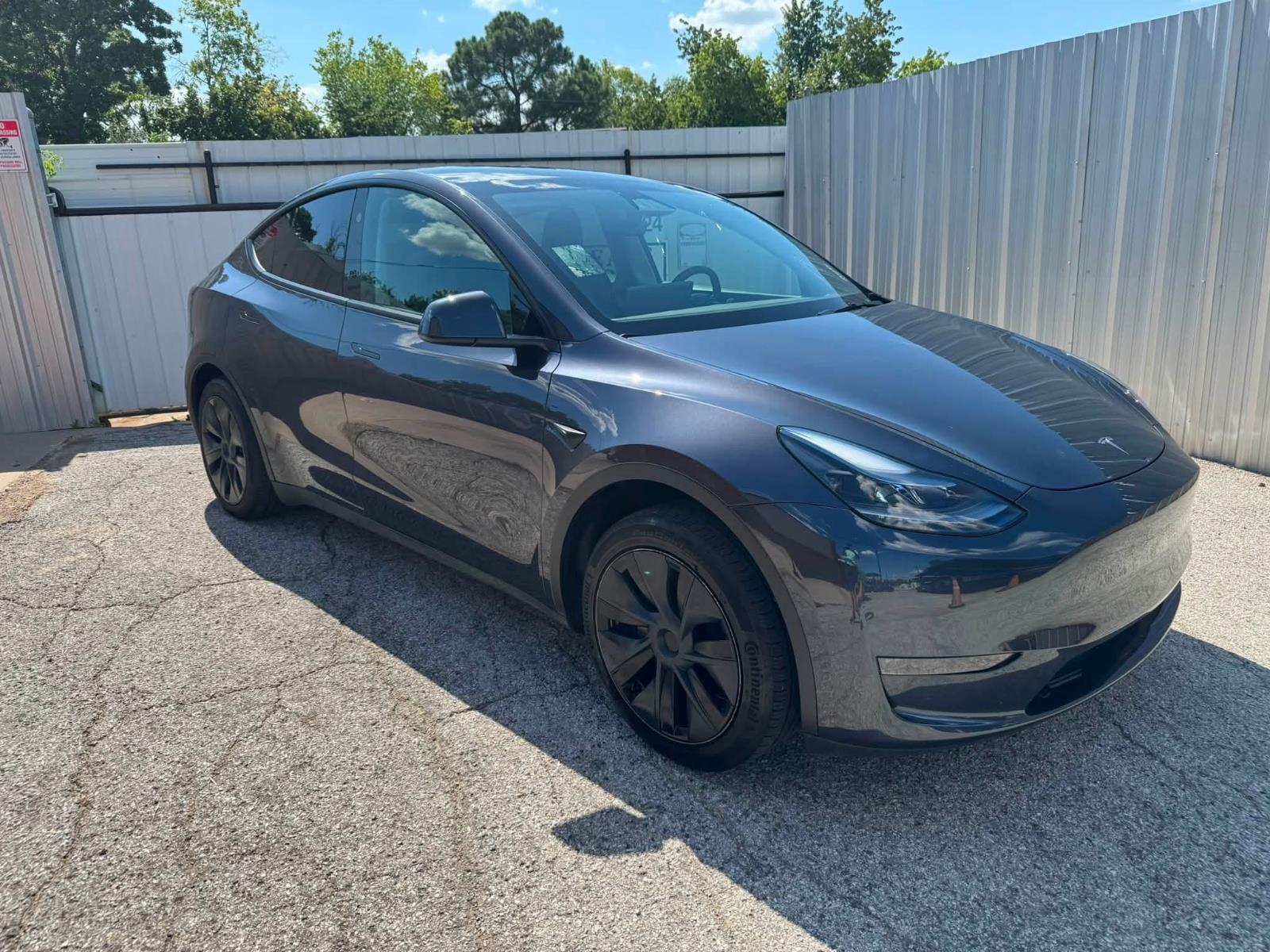 tesla model y 2025 7SAYGDED1SA336620 image tesla model y 2025 7SAYGDED1SA336620 image